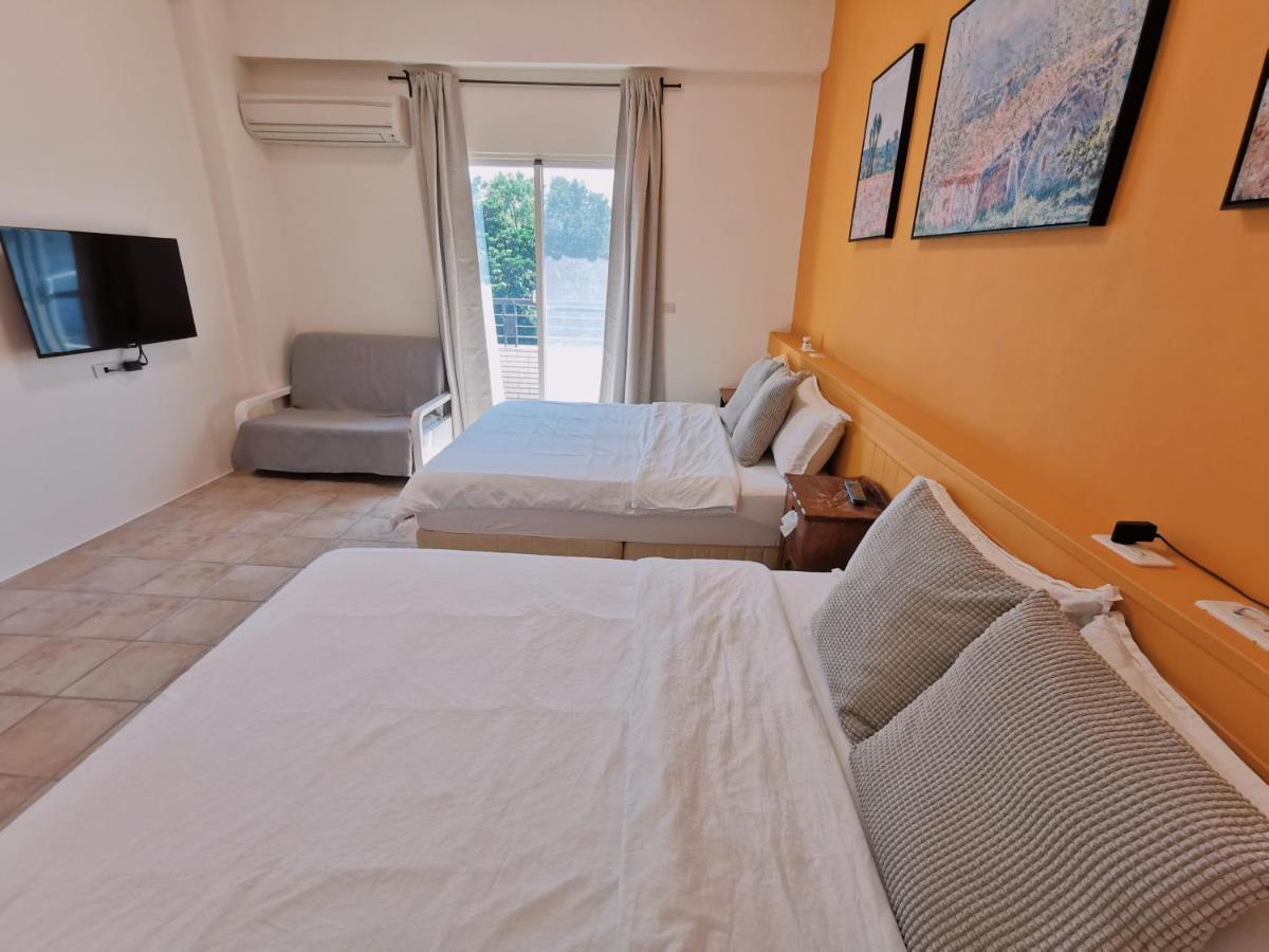 Yilan Beitou No.117 Bed & Breakfast Luodong Exterior photo